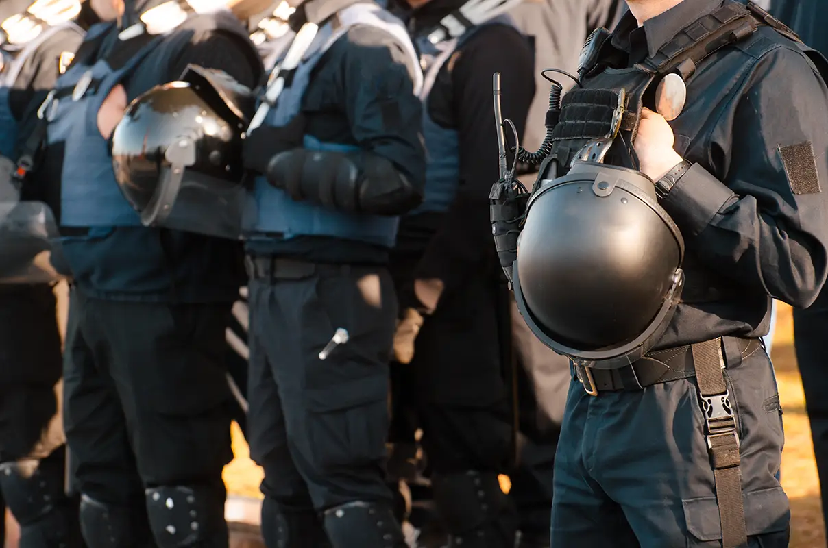 policía antidisturbios fuerzas y cuerpos de seguridad del estado seguridad ciudadana manifestaciones